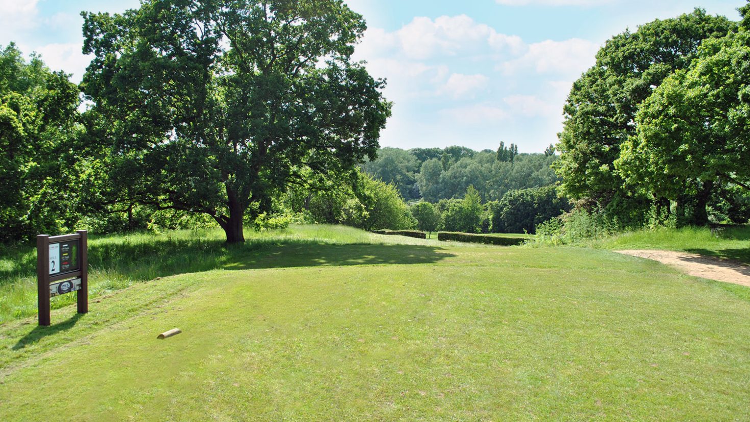 Hole 2 - Stevenage Golf and Conference Centre