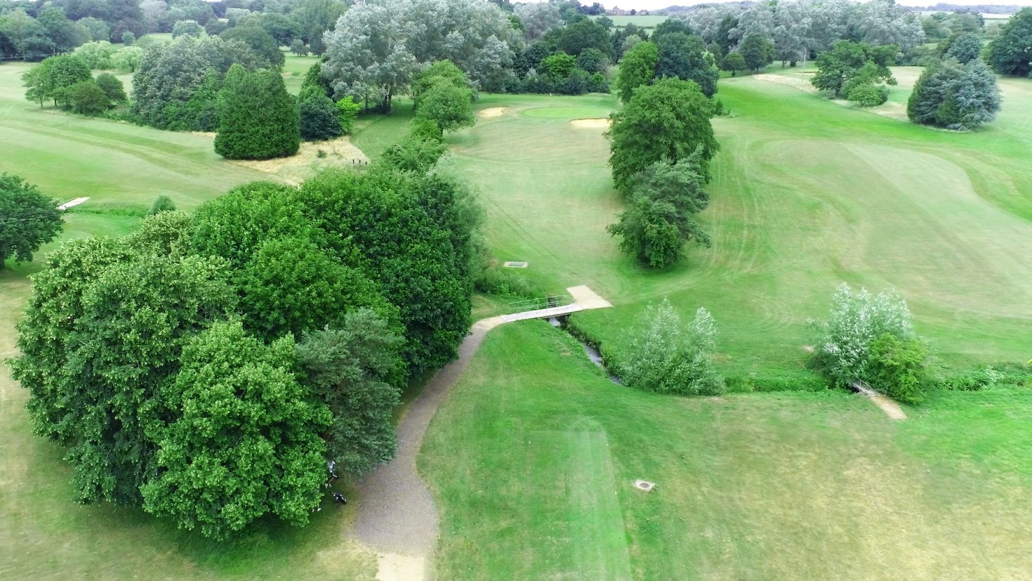 Hole 5 - Stevenage Golf and Conference Centre