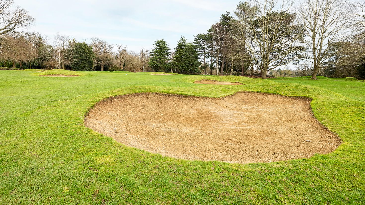 Batchwood Golf Course - Hole 18 Bunker