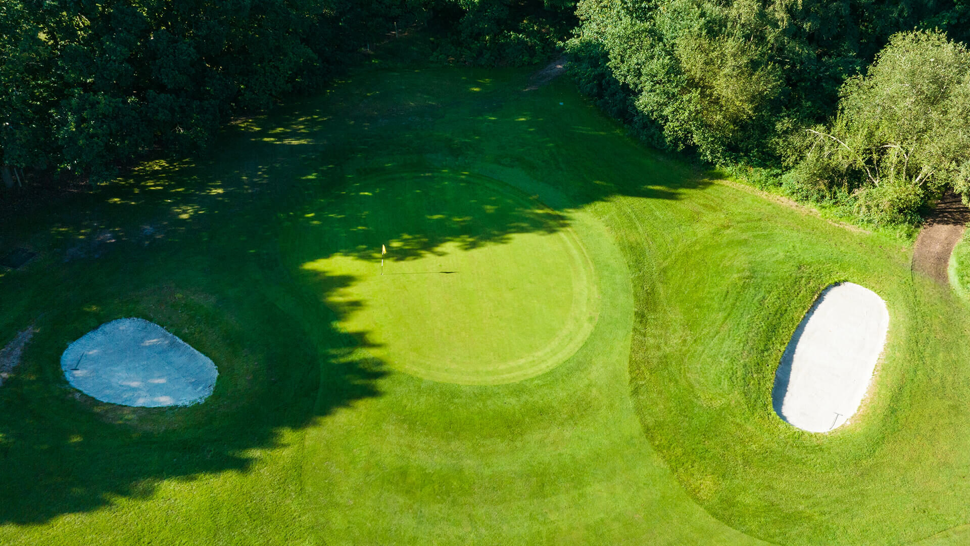 Hole 13 Downshire Golf Complex