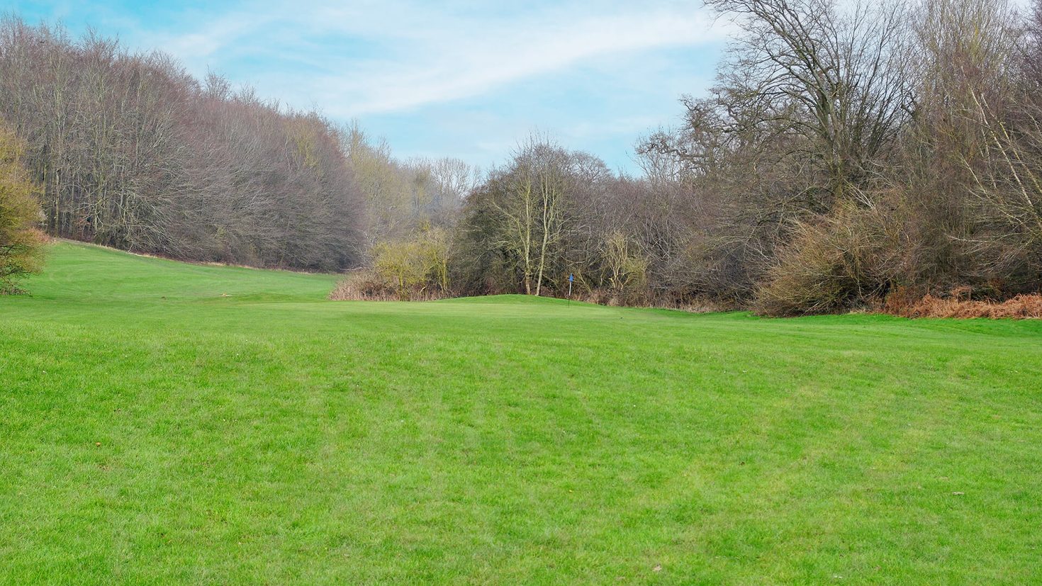 Lullingstone Golf Course - Valley Course Hole 2