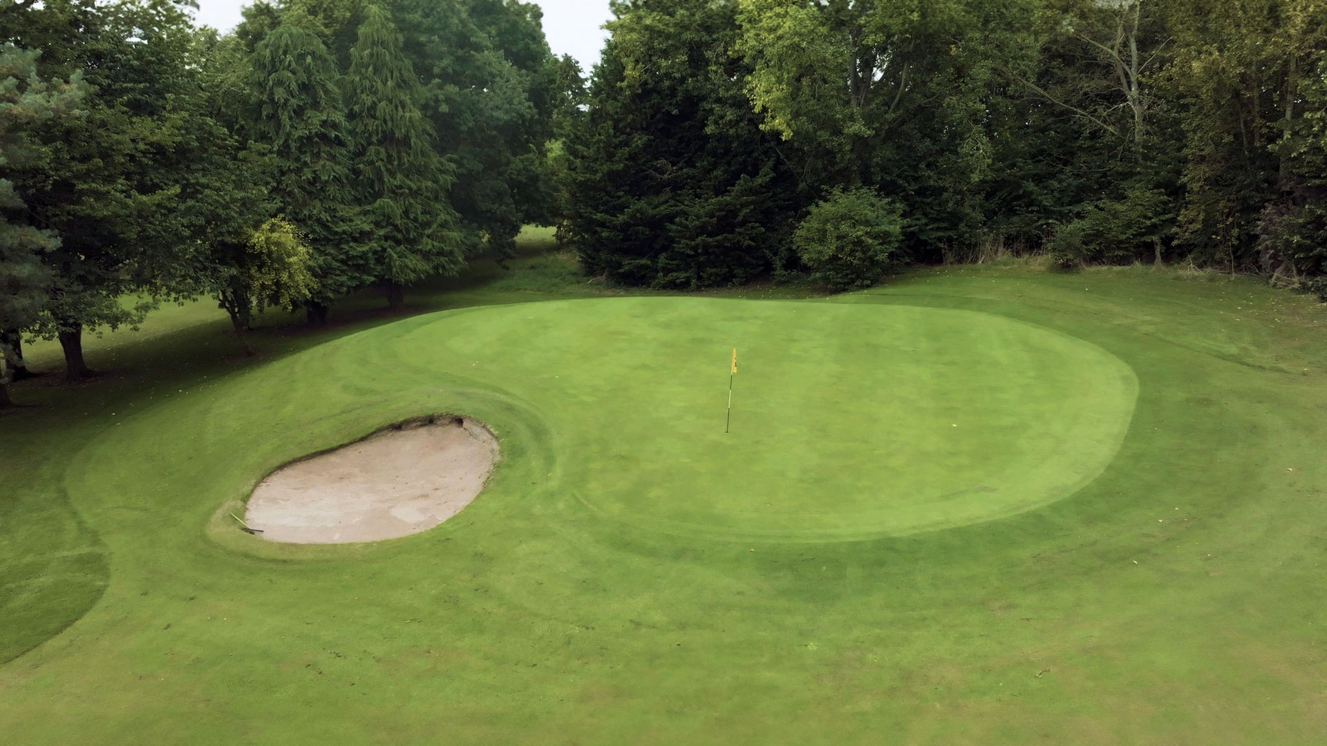 Vivary Golf & Adventure Centre, Taunton - 18-hole golf course.
