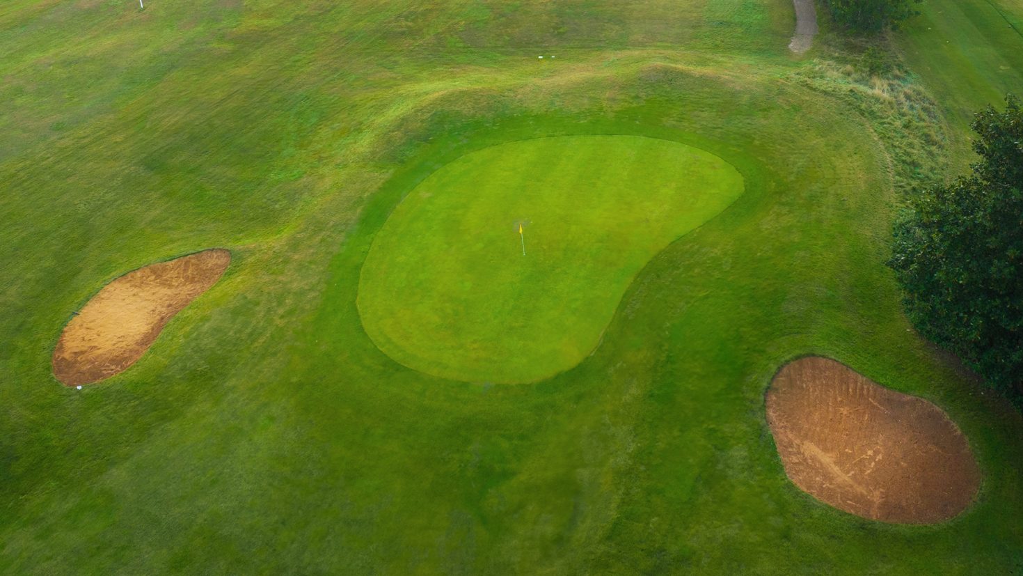 Hole 2 Rickmansworth Golf Course