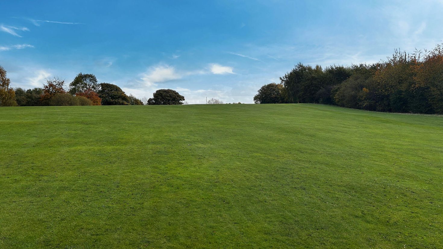 Tinsley Park Golf Course Hole 1