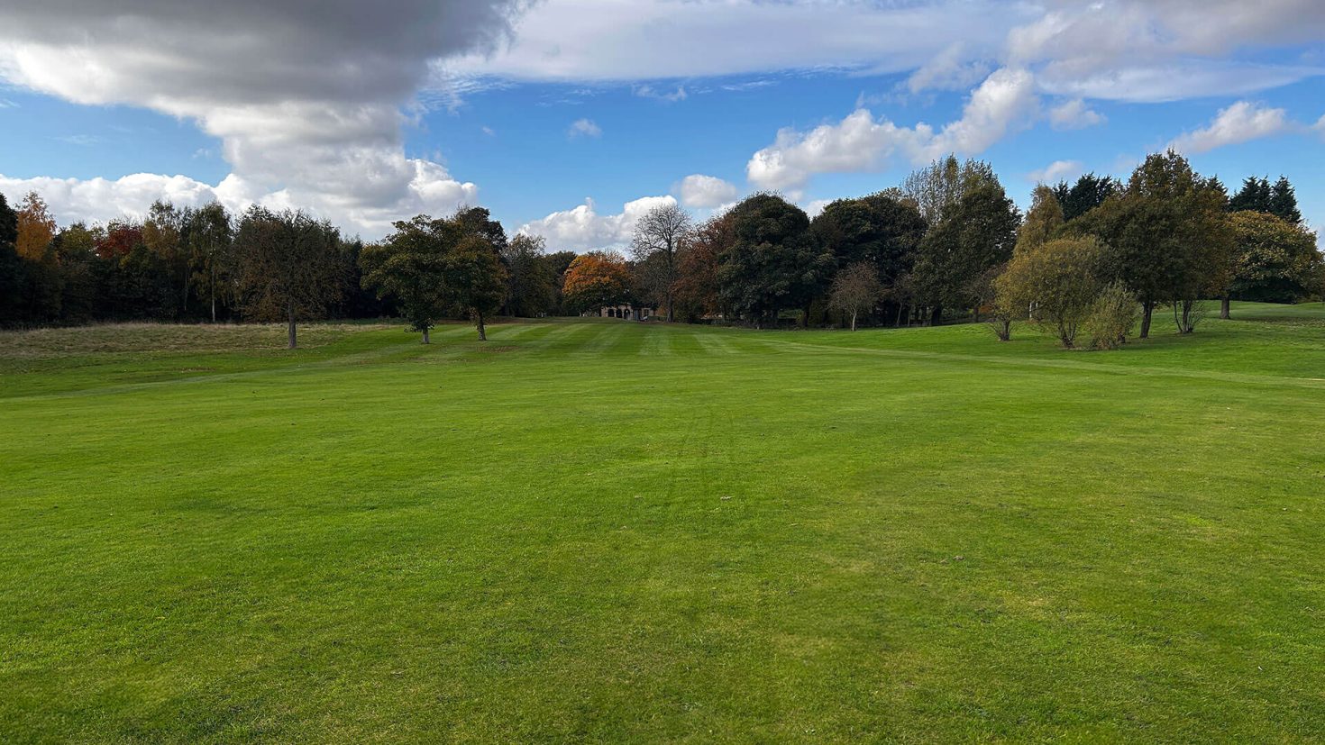 Tinsley Park Golf Course Hole 1