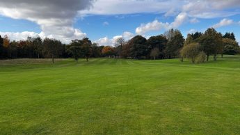 Tinsley Park Golf Course Hole 1