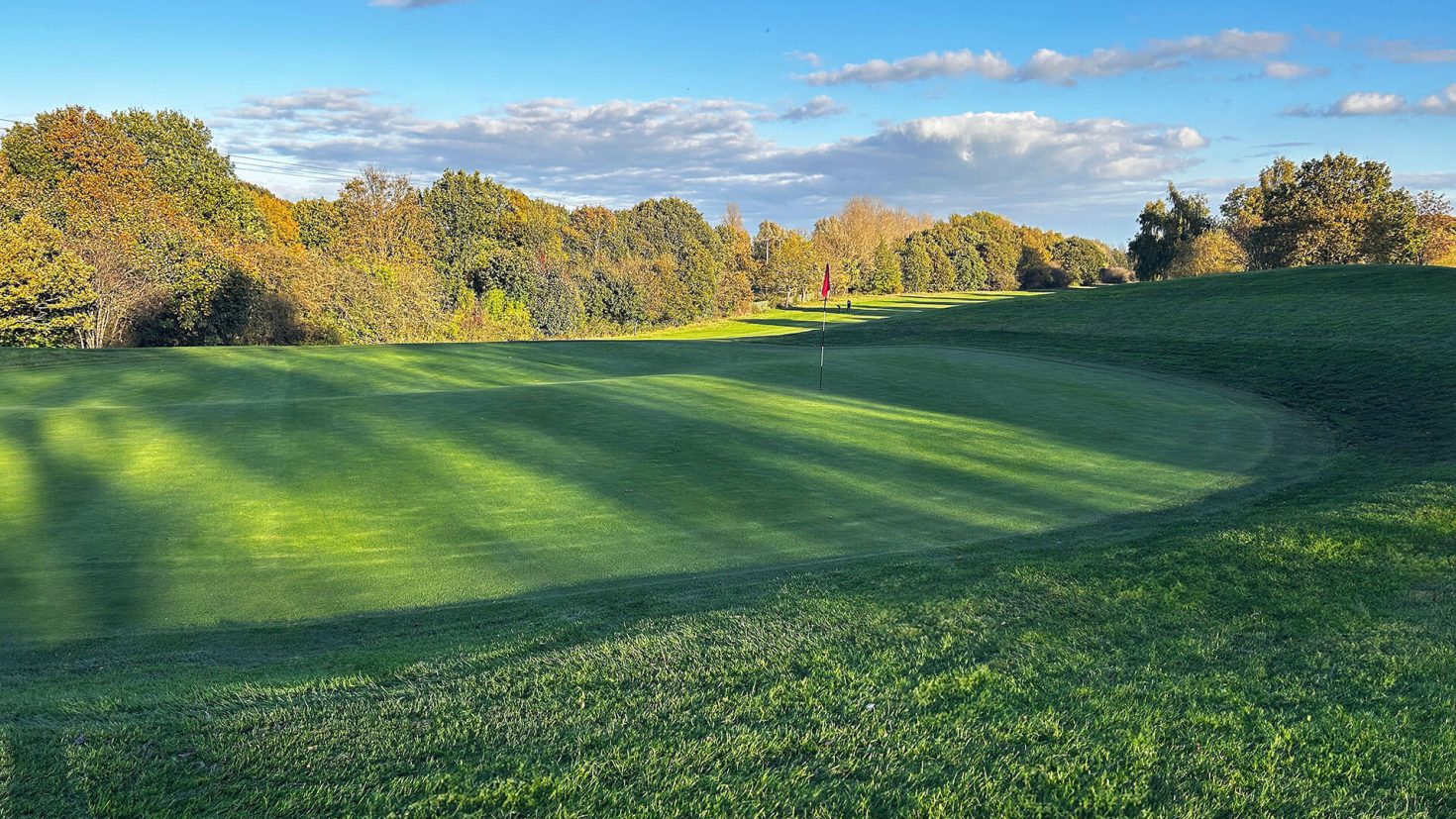 Tinsley Park Golf Course Hole 18