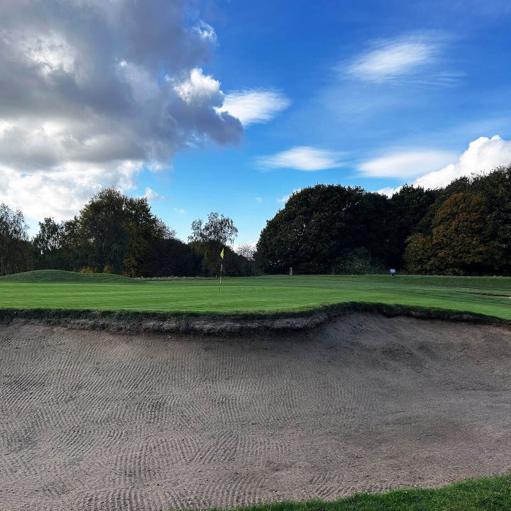 Tinsley Park Golf Course Hole 6